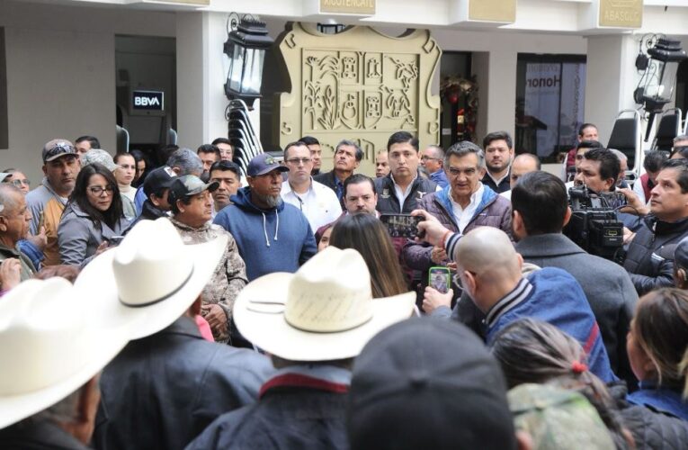 Respalda gobernador a ejidatarios de Llera con asesoría legal, apoyos sociales y programas comunitarios