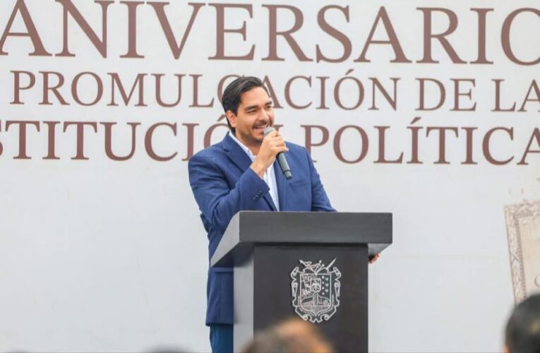 Conmemoró el Presidente Municipal Carlos Peña Ortiz el 108 Aniversario de la Constitución