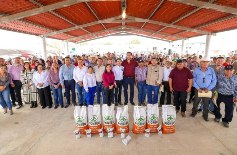 Un campo productivo con el «Trato Justo» de Carlos Peña Ortiz