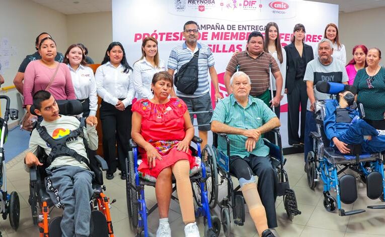 Cambian vidas Alcalde Carlos Peña Ortiz, DIF Reynosa y CMIC, con entrega de prótesis y sillas de ruedas PCI