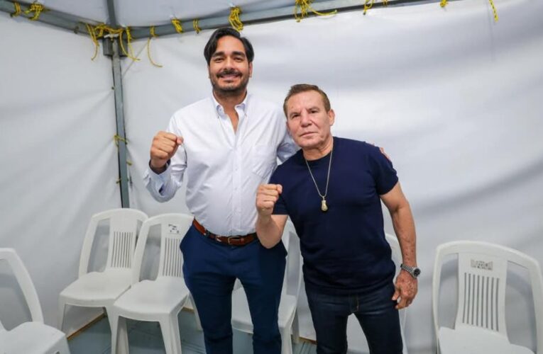 Fantástica cartelera boxística presentaron Carlos Peña Ortiz y Julio César Chávez