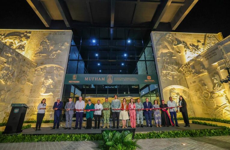 Inauguró Carlos Peña Ortiz el majestuoso «Museo del Ferrocarril, Historia, Arte y Maquila»