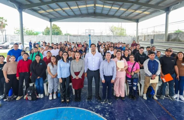 Becas del Gobierno de Carlos Peña Ortiz generan más profesionistas en Reynosa