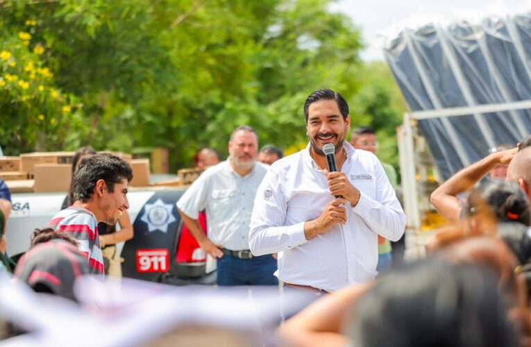 Visitó el Alcalde Carlos Peña Ortiz a familias de la Arcoiris