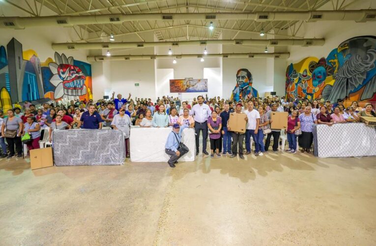 Entregó Alcalde Carlos Peña Ortiz ayuda humanitaria en Reynosa