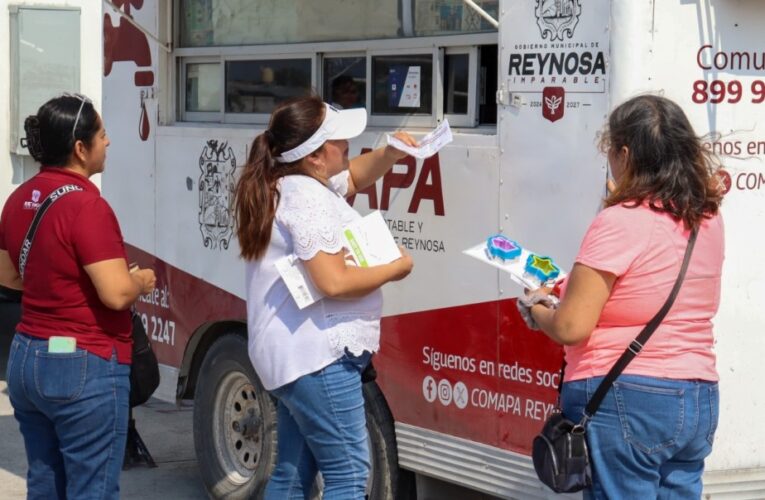 Acerca COMAPA servicios de la unidad móvil a la colonia Las Fuentes Coloniales