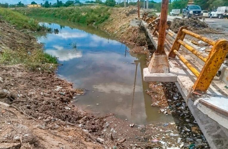Desazolva Gobierno de Carlos Peña Ortiz el Dren Reynosa