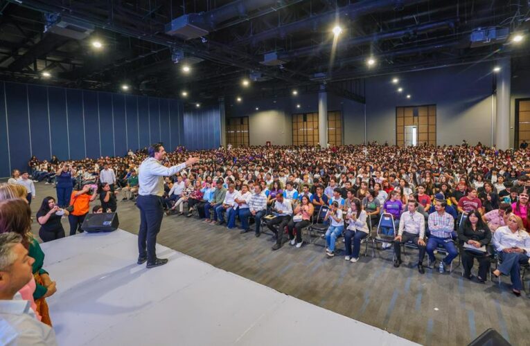 Inspiró conferencia presentada por el Alcalde Carlos Peña Ortiz a 3 Mil estudiantes