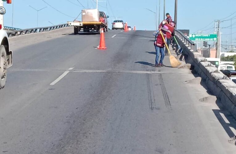 Limpieza de puentes vehiculares mejora seguridad de infraestructura vial en Reynosa