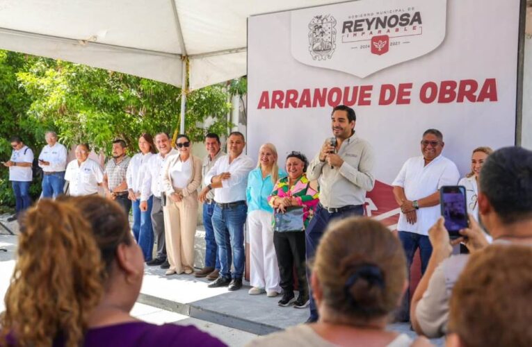 Vecinos y Alcalde de Reynosa dan banderazo a obra de drenaje en la Narciso Mendoza