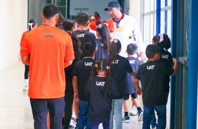 Niñas y niños de Casa Hogar DIF-Reynosa disfrutan campamento deportivo y cultural de la UAT