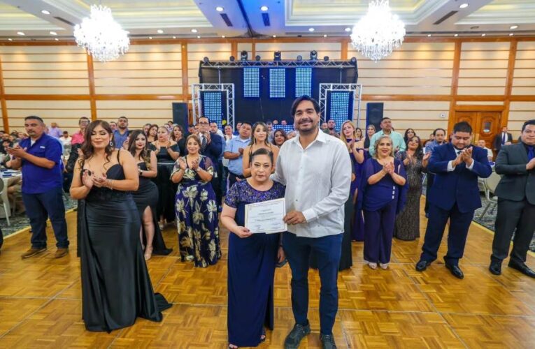 Clausuró Alcalde Carlos Peña Ortiz Asamblea General Solemne del Sindicato de COMAPA-Reynosa