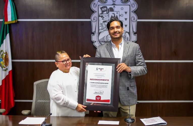 Entregó Alcalde Carlos Peña Ortiz Premio Municipal de la Mujer 2025, en Reynosa