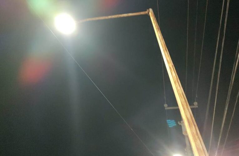 Ilumina Gobierno de Carlos Peña Ortiz el fraccionamiento La Cima