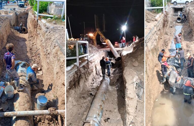 Trabaja COMAPA en reemplazo de tubería de agua potable en colonia Jarachina Norte