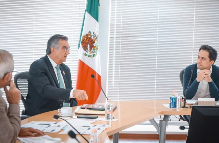 Gestiona gobernador de Tamaulipas, con Banobras, recursos para carreteras, puentes y Puerto del Norte