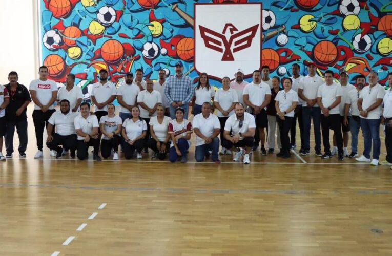 Se llevó con éxito el curso de capacitación de Beisbol 5 en el Polideportivo Reynosa