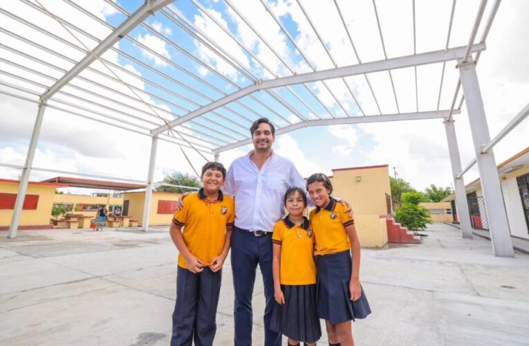 Supervisó Carlos Peña Ortiz obra escolar en Villas de Esmeralda