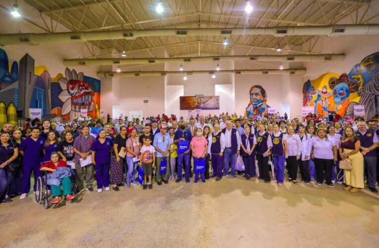 Suman Alcalde Carlos Peña Ortiz, DIF-Reynosa, Club Rotario y Starkey esfuerzos por la salud auditiva