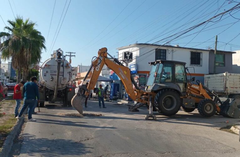 Iniciará COMAPA rehabilitación de drenaje sanitario en la colonia La Cañada