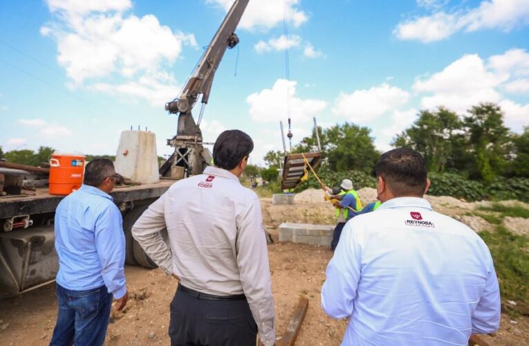 Instaló Gobierno de Carlos Peña Ortiz nuevo puente peatonal en Almendros II