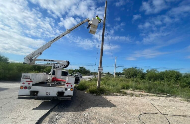 Realiza Gobierno de Reynosa trabajo de mantenimiento de alumbrado público