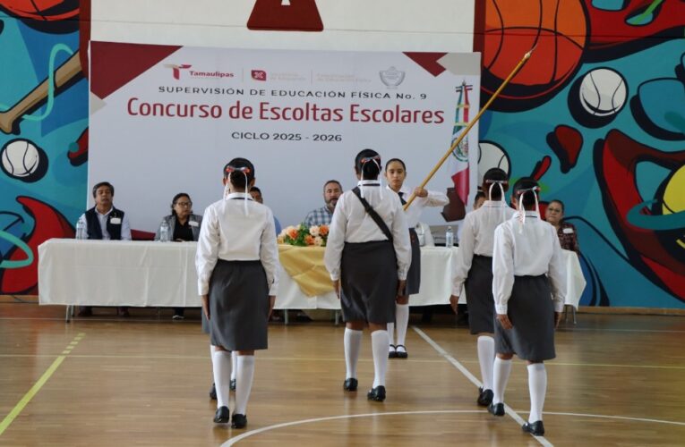 Impulsa Carlos Peña Ortiz el civismo y el talento estudiantil