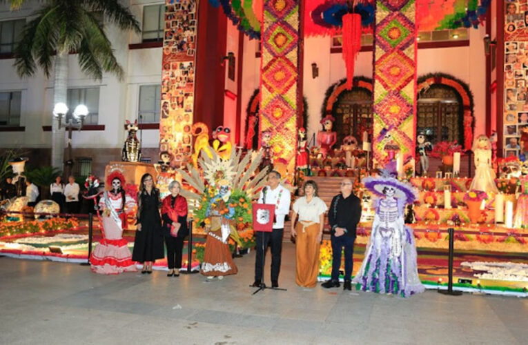 Premian Américo y María concurso estatal de catrinas y catrines