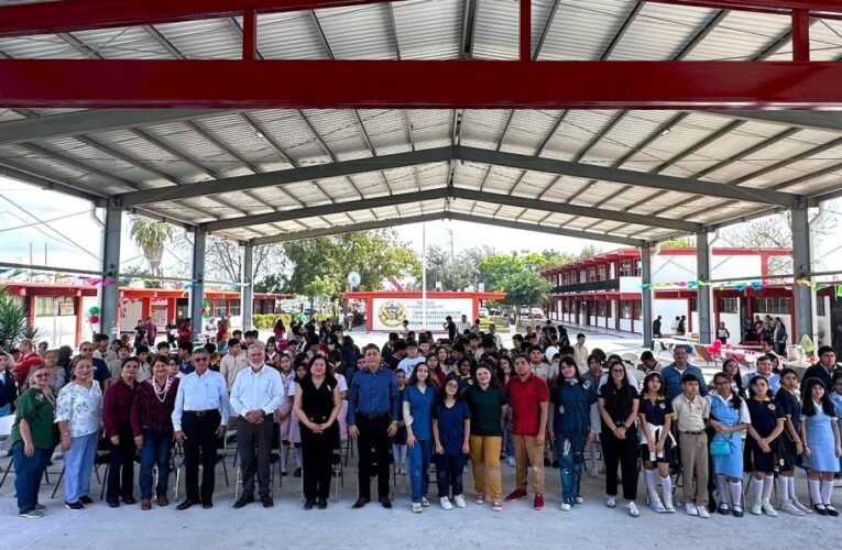 Promueve Gobierno de Carlos Peña Ortiz el teatro contra la violencia de género