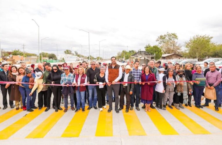 Inauguraron Alcalde y familias de la Ernesto Zedillo nueva pavimentación hidráulica