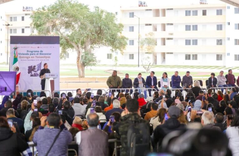 Encabezó Claudia Sheinbaum Pardo entrega de beneficios junto con Américo Villarreal Anaya y Carlos Peña Ortiz