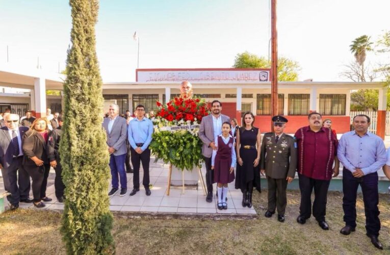 Conmemoró Alcalde Carlos Peña Ortiz 220 años del Natalicio de Benito Juárez con autoridades civiles y militares