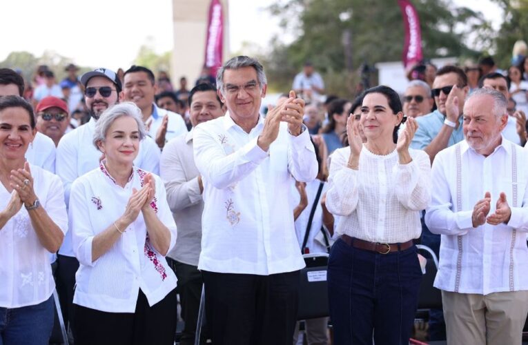 Américo y María de Villarreal reconocen la historia y el trabajo de las despicadoras de Tamaulipas
