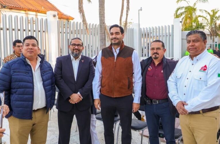 Conmemoró Alcalde Carlos Peña Ortiz Aniversario de la Expropiación Petrolera con la Sección 36