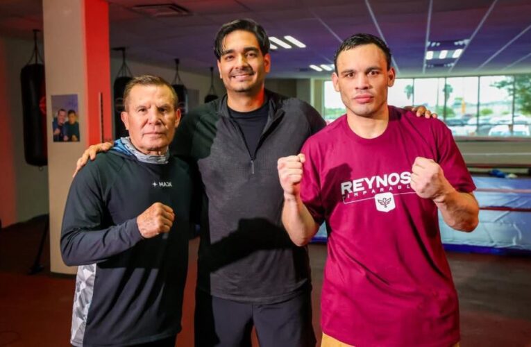 Carlos Peña Ortiz se puso lo guantes con el campeón mundial Julio César Chávez