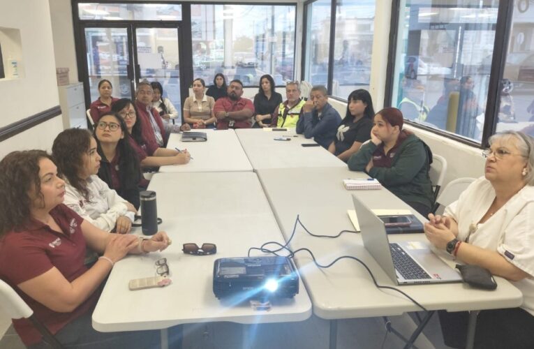 Fortalece COMAPA capacitación de su personal con curso médico