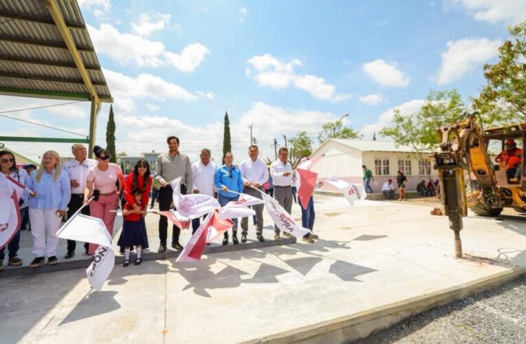 Construye Gobierno de Carlos Peña Ortiz techumbre en jardín de niños Jaime Torres Bodet