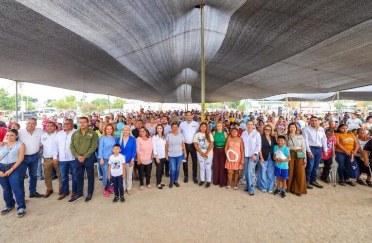 Celebró Carlos Peña Ortiz Día del Pueblo con familias del fraccionamiento Halcón de Reynosa