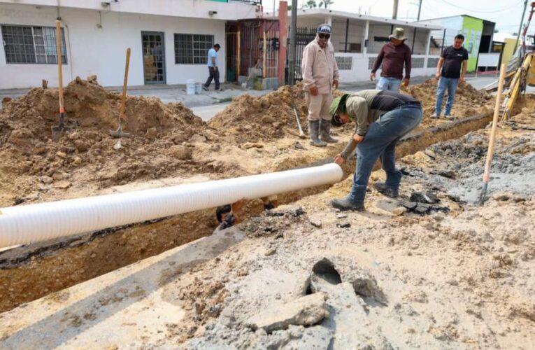 Avanza COMAPA en rehabilitación sanitaria en colonias Longoria y Las Cumbres