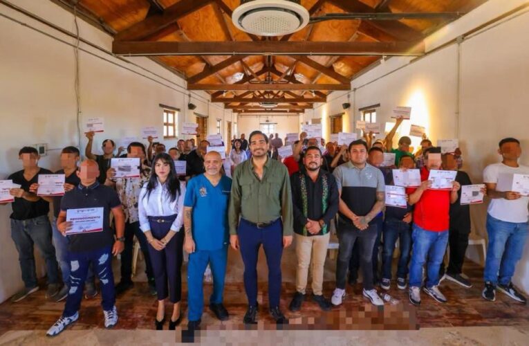 Entregó Alcalde Carlos Peña Ortiz Diplomas del programa municipal «Tazo Dorado»