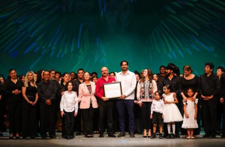 Presentó Carlos Peña Ortiz con gran éxito la obra «Reynosa, La Grandeza de un Pueblo … al Borde del Norte»