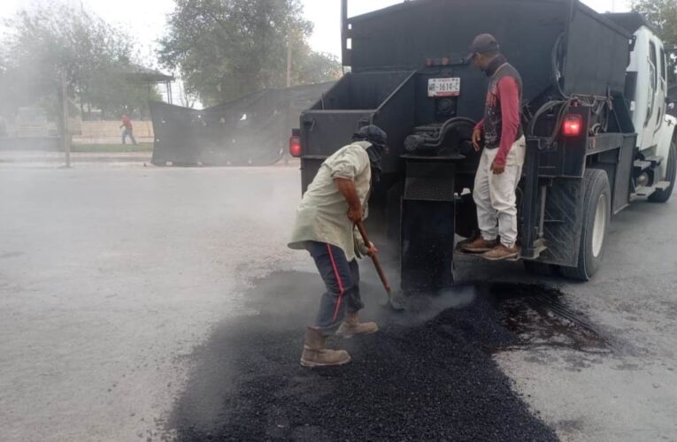 Mantiene Gobierno de Carlos Peña Ortiz rehabilitación de vialidades con bacheo
