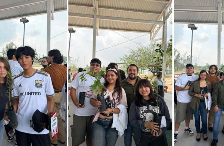La Dirección de Medio Ambiente realiza reforestación y entregan árboles a jóvenes estudiantes