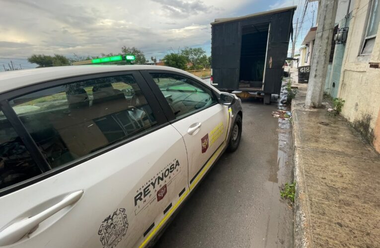 Gobierno de Reynosa atiende reporte por puesto ambulante en desuso en Narciso Mendoza
